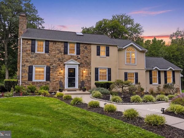 980 VALLEY ROAD, BLUE BELL, PA 19422