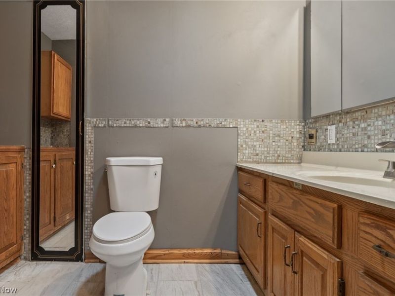 275 N Revere Road, Akron, OH 44333 Photo 18