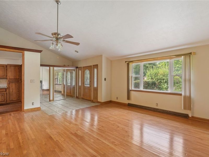275 N Revere Road, Akron, OH 44333 Photo 7