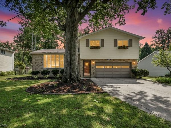 24397 Noreen Drive , North Olmsted, OH 44070