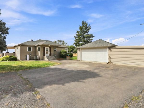 202 Glorfield Rd, St. John, WA 99171