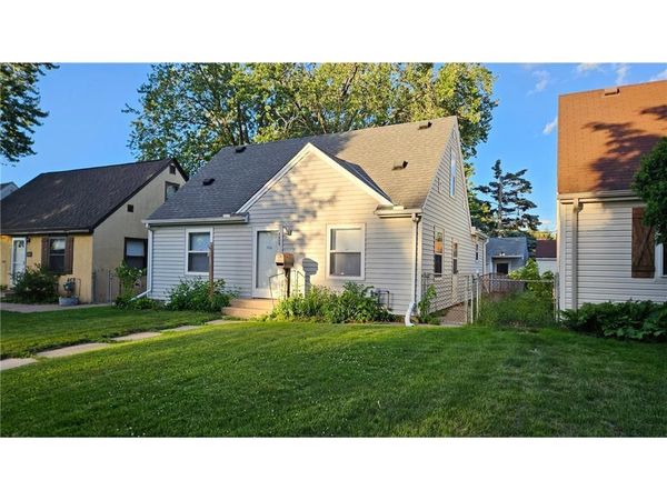 5825 45th Avenue S, Minneapolis, MN 55417