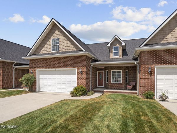 42 Saddle Brook Lane, Crossville, TN 38571