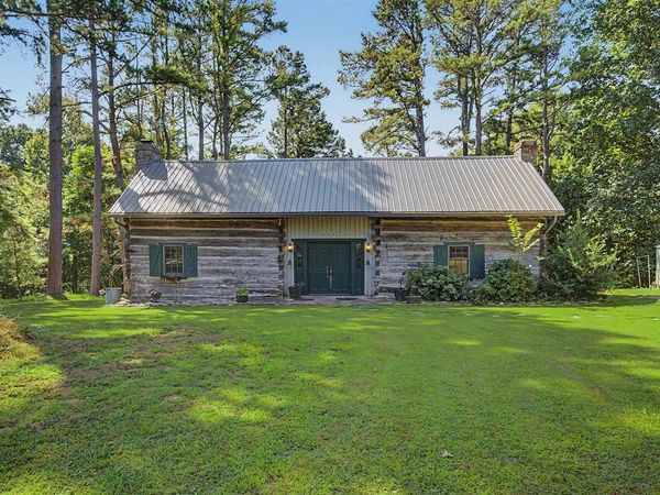 813 Cherokee Road , Lucas, KY 42156