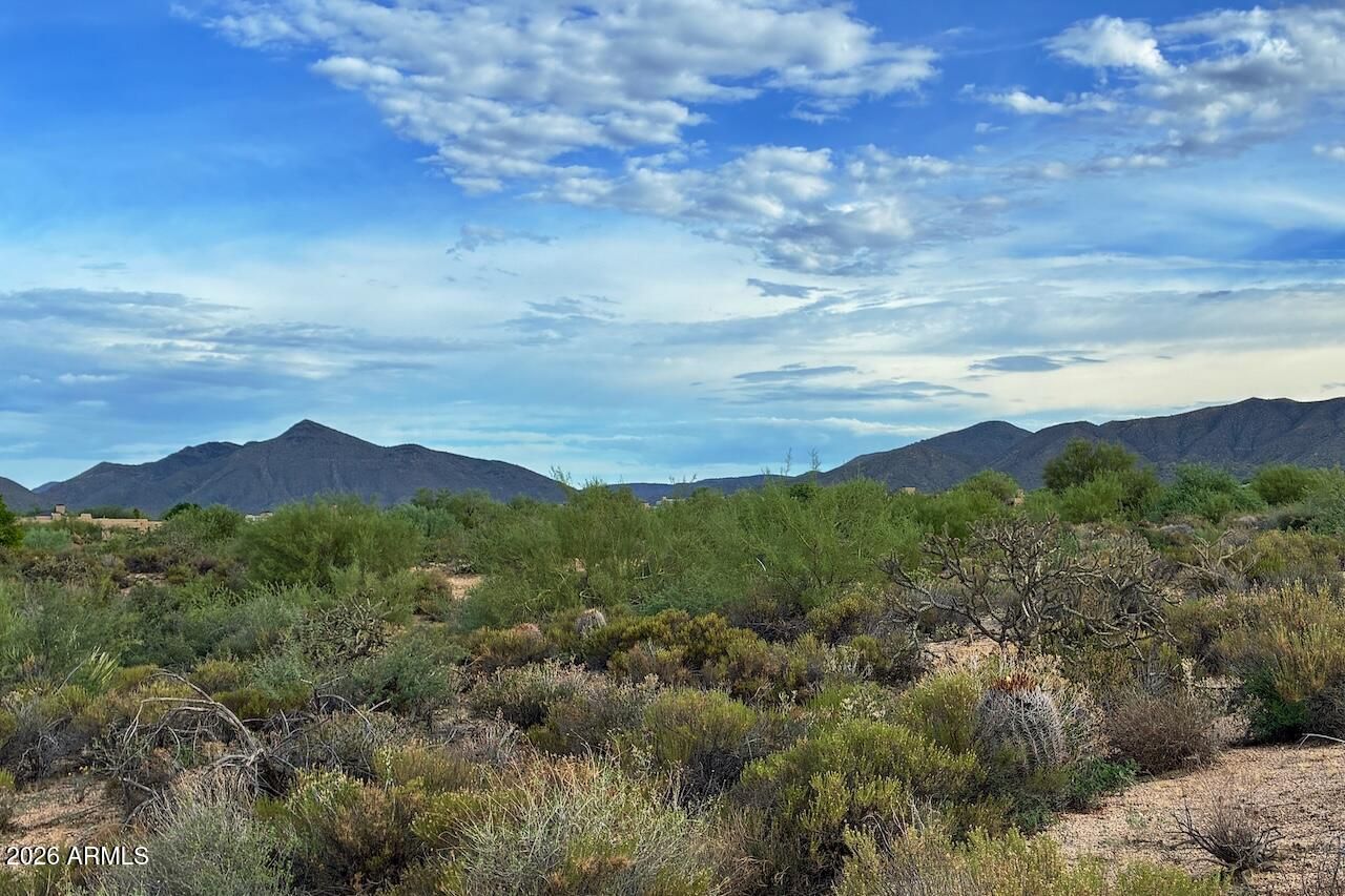 39034 N Fernwood Lane, Lot #10, Scottsdale, AZ 85262 Main Photo