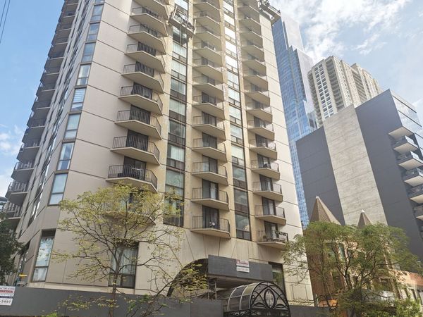 70 W Huron Street , Unit 1507, Chicago, IL 60610