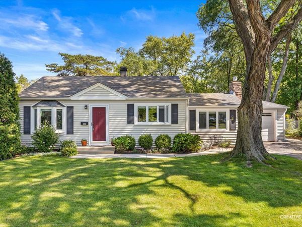 165 Pine Tree Row , Lake Zurich, IL 60047