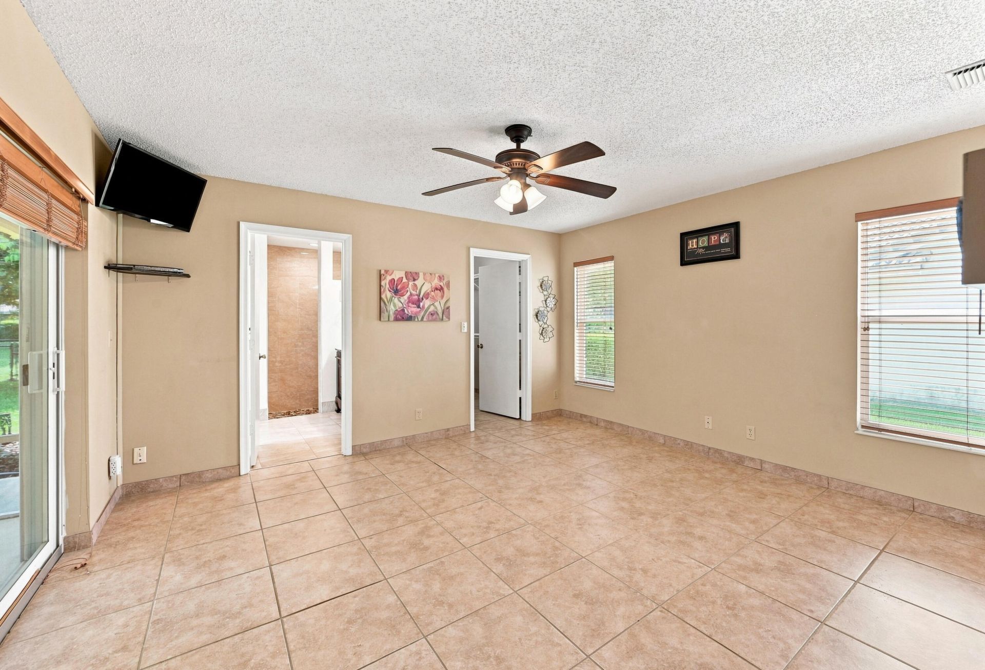 2111 NW 86th Way, Coral Springs, FL 33071 Photo