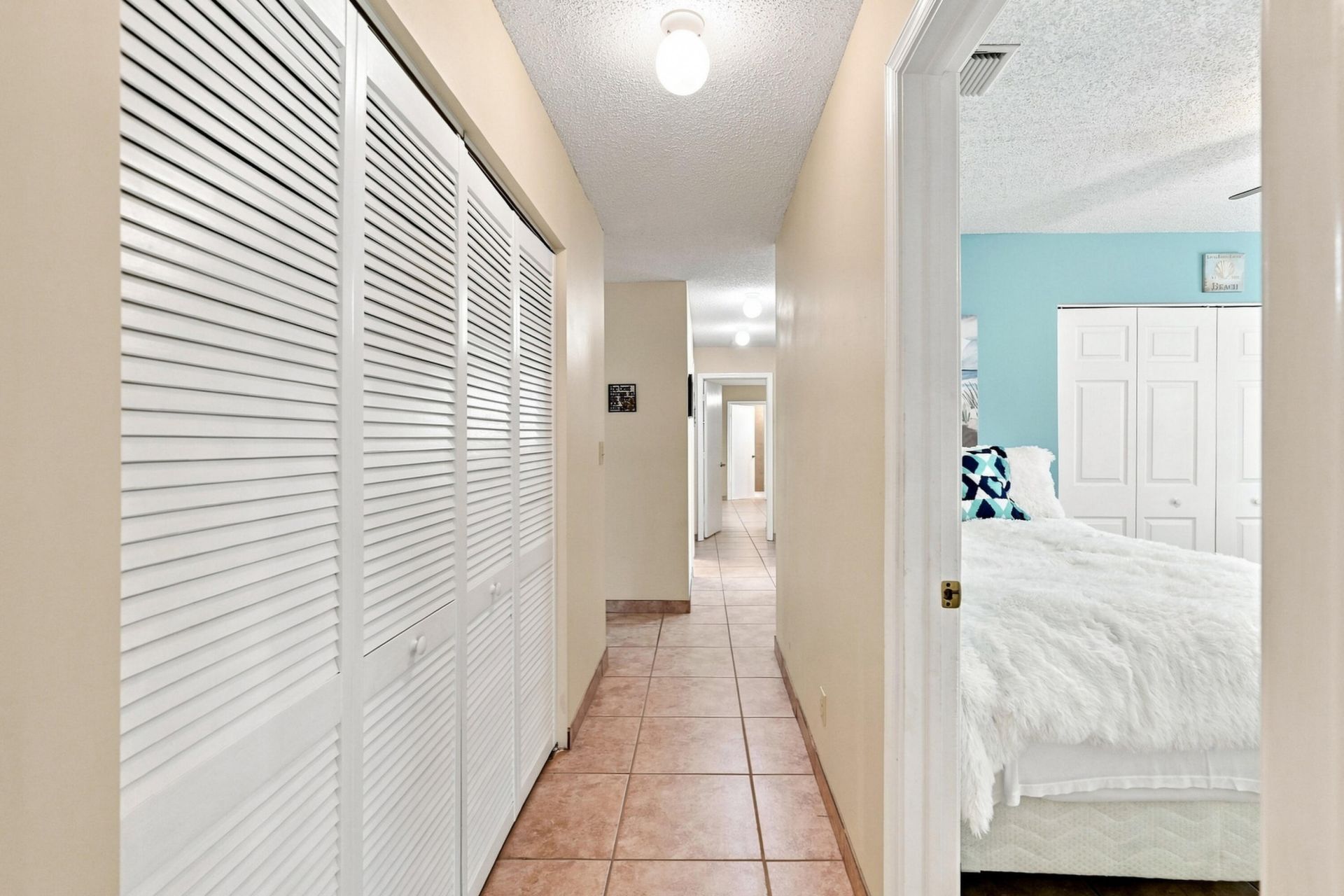 2111 NW 86th Way, Coral Springs, FL 33071 Photo