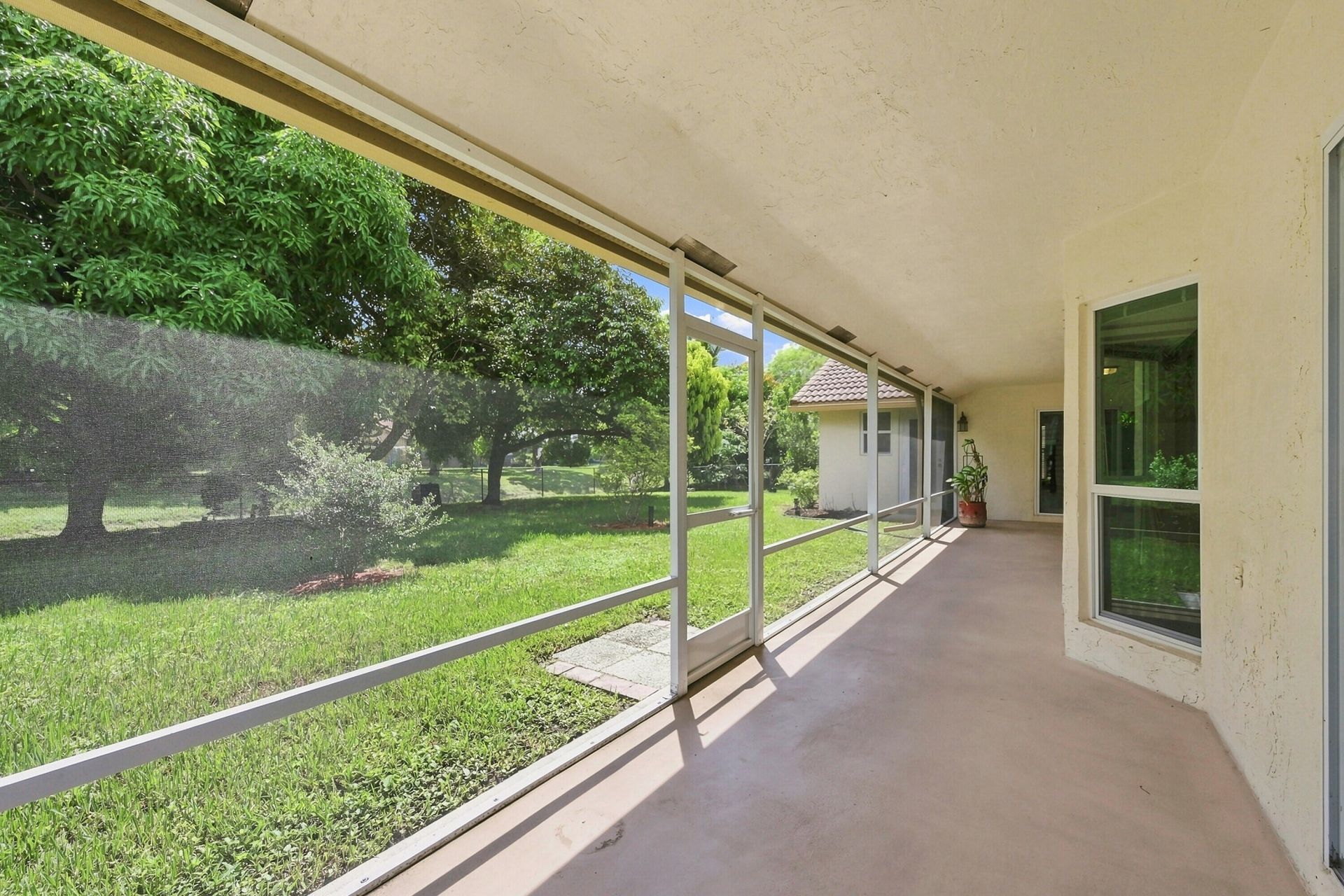 2111 NW 86th Way, Coral Springs, FL 33071 Photo