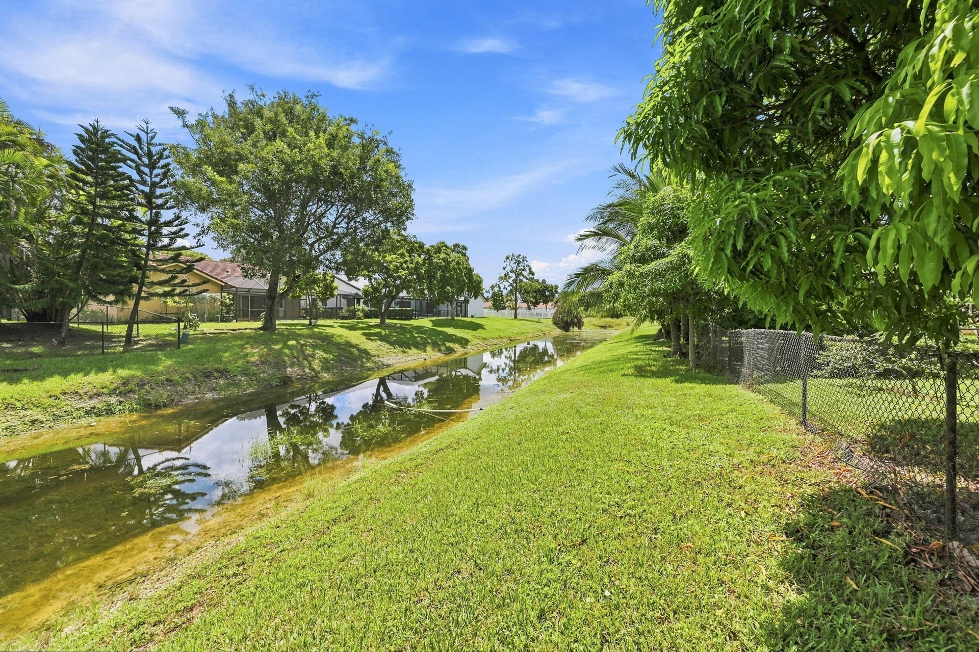 2111 NW 86th Way, Coral Springs, FL 33071 Photo