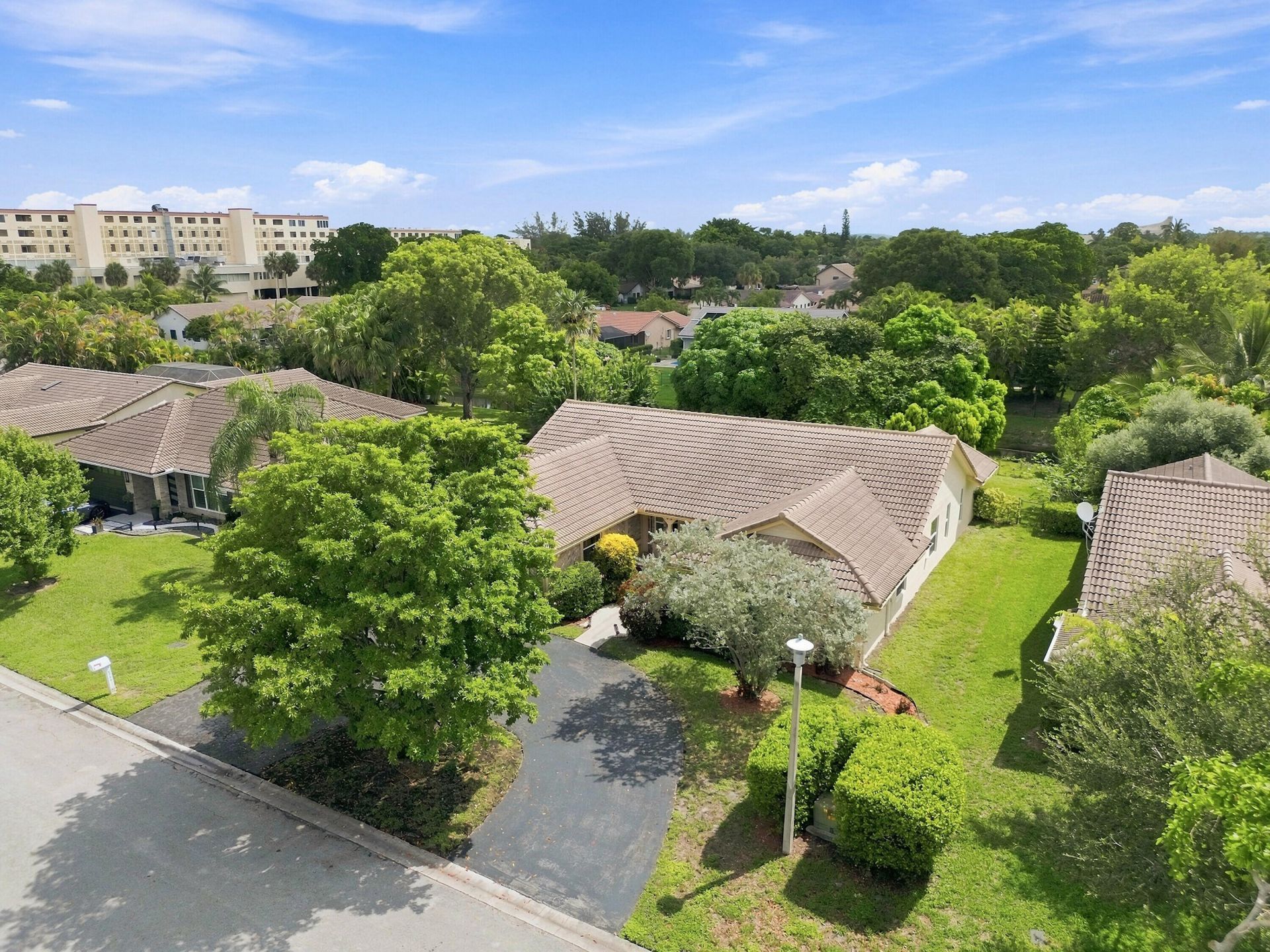 2111 NW 86th Way, Coral Springs, FL 33071 Photo