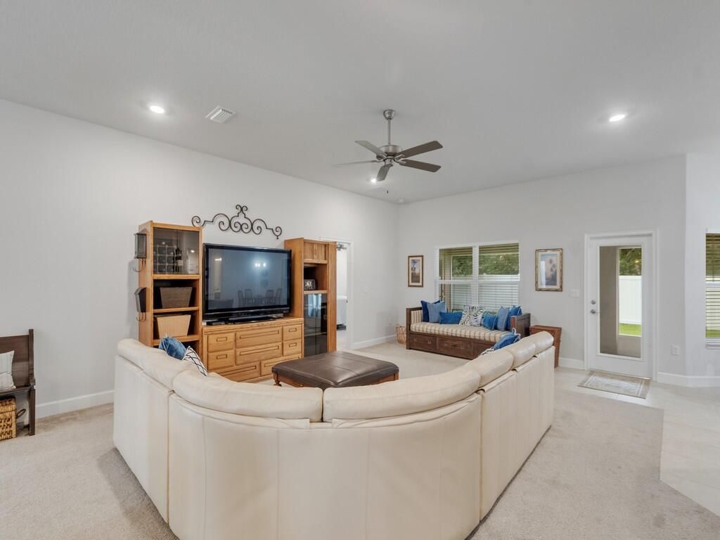 8332 Amalfi Circle, Fort Pierce, FL 34951 Photo