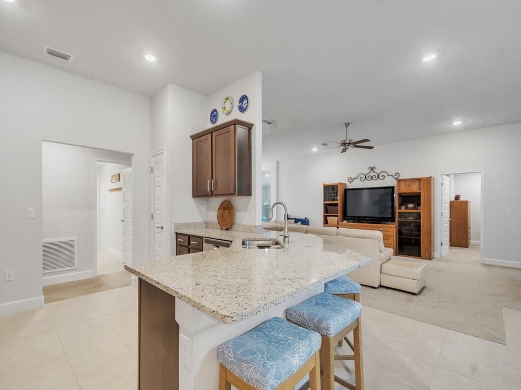 8332 Amalfi Circle, Fort Pierce, FL 34951 Photo