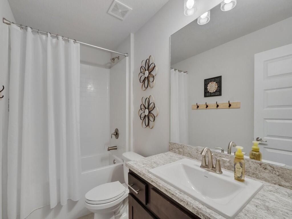 8332 Amalfi Circle, Fort Pierce, FL 34951 Photo