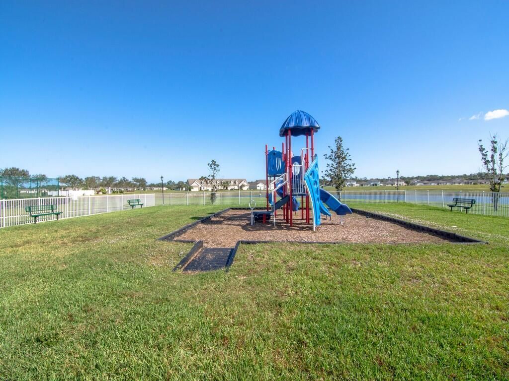 8332 Amalfi Circle, Fort Pierce, FL 34951 Photo