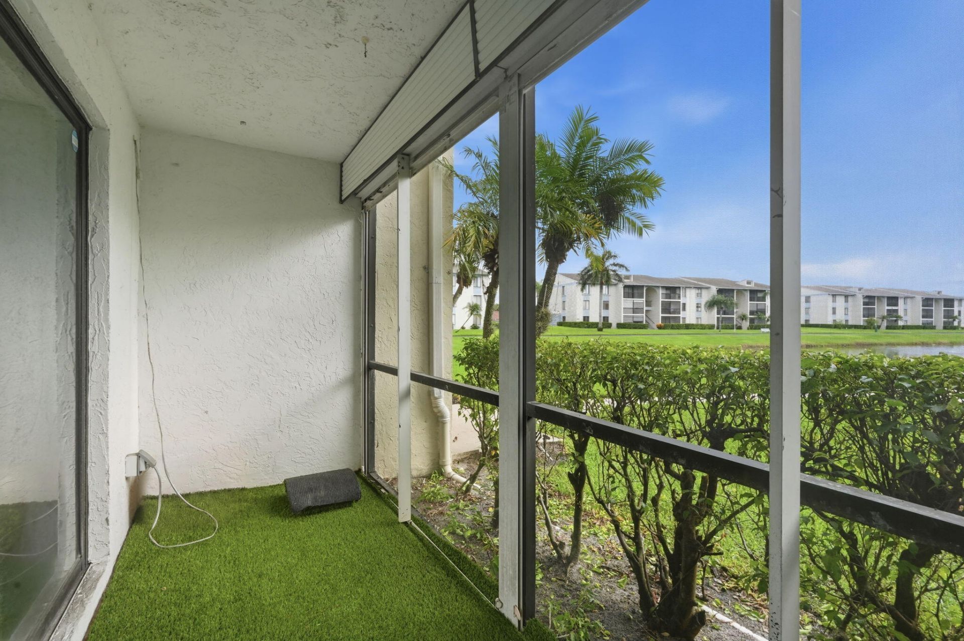 1104 Green Pine Boulevard, Unit G1, West Palm Beach, FL 33409 Photo