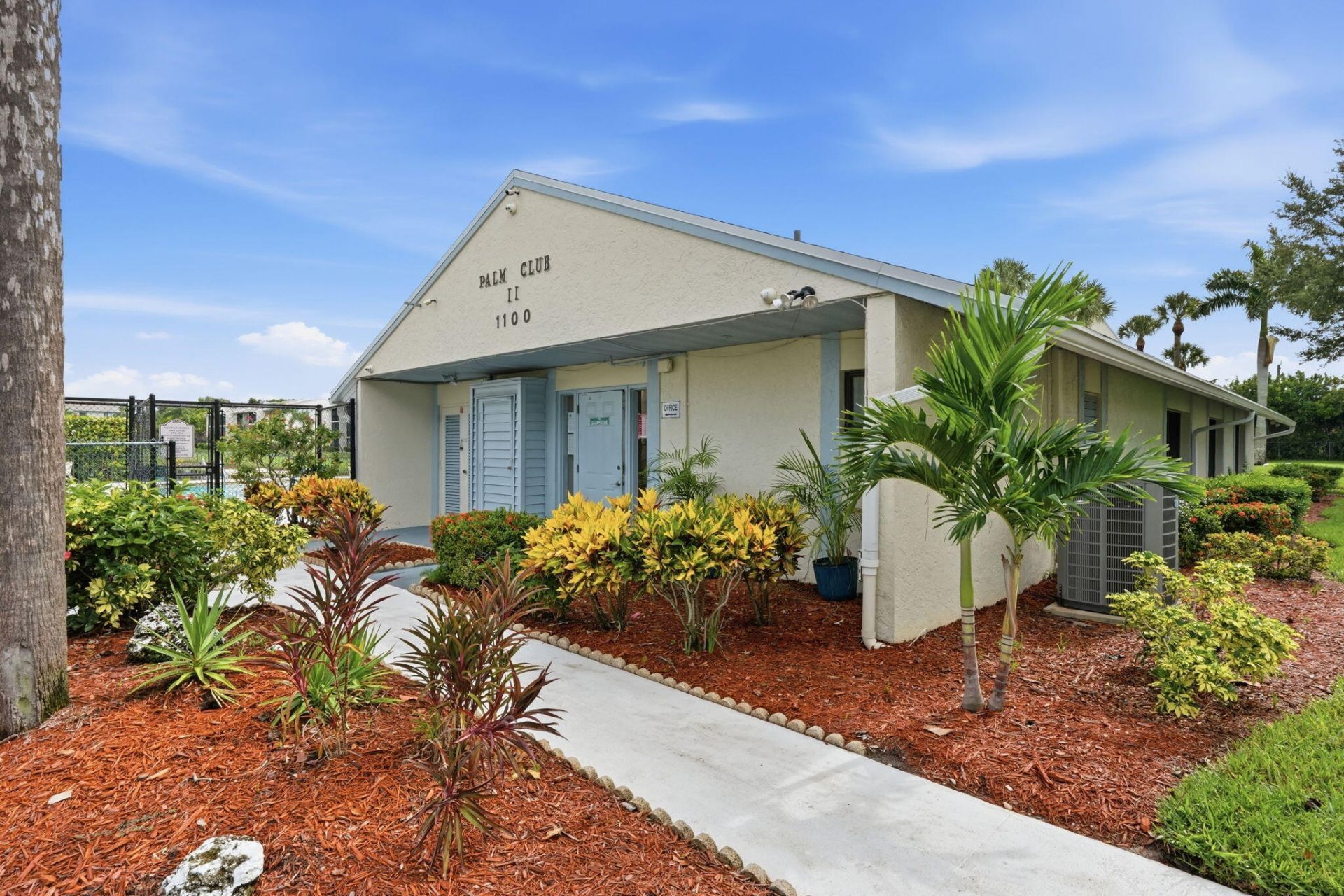 1104 Green Pine Boulevard, Unit G1, West Palm Beach, FL 33409 Photo