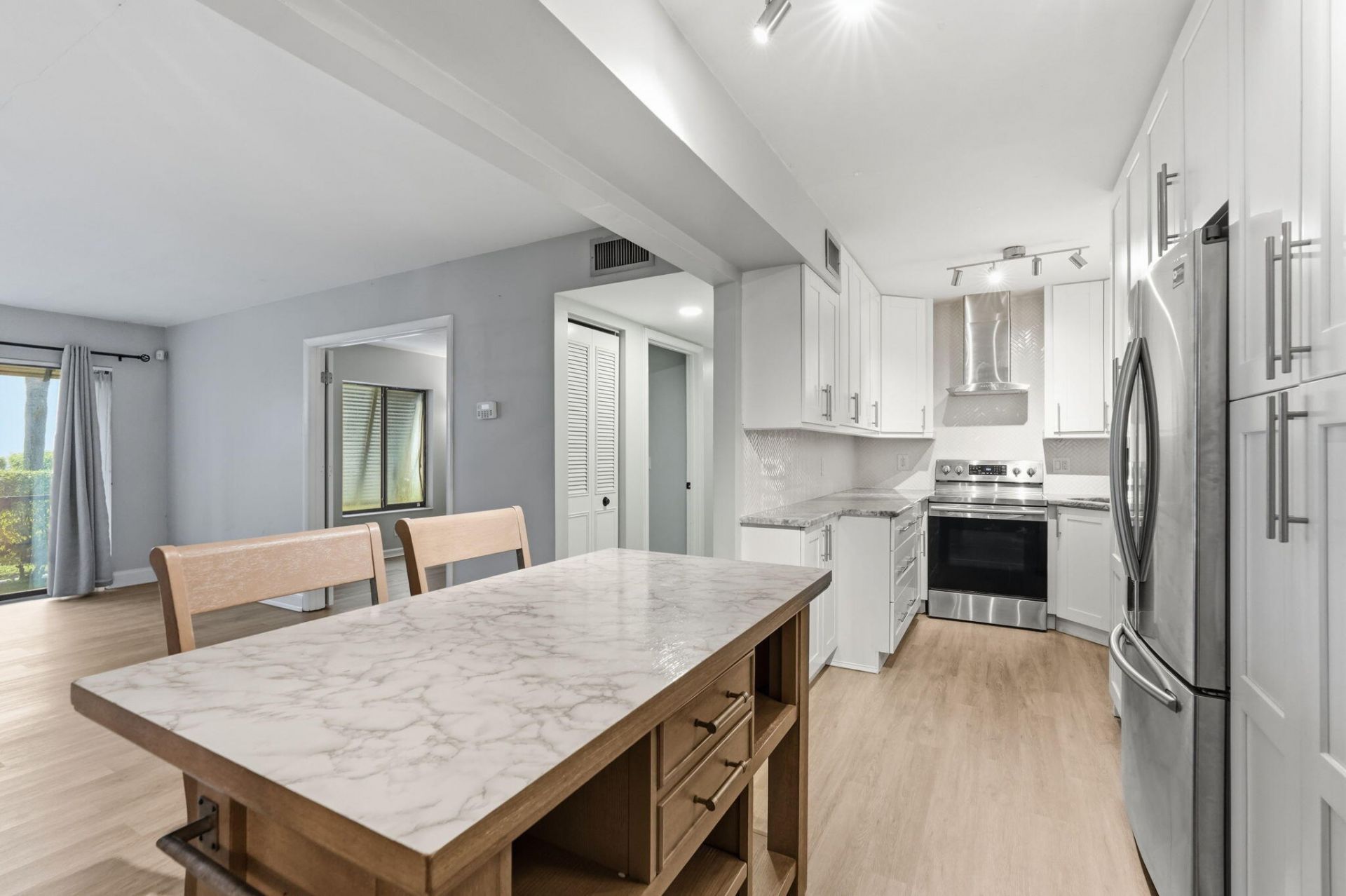 1104 Green Pine Boulevard, Unit G1, West Palm Beach, FL 33409 Photo