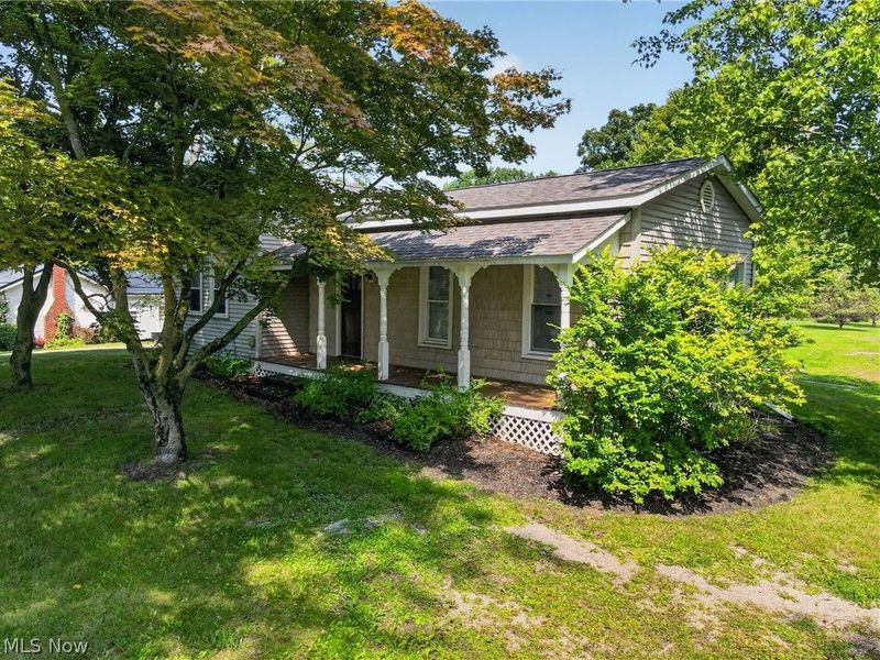 371 E Jefferson Street, Jefferson, OH 44047 Photo 2