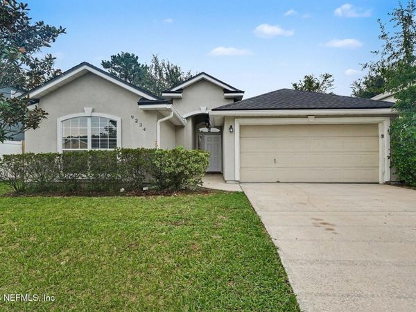 9234 THUNDERBOLT Drive, Jacksonville, FL 32221
