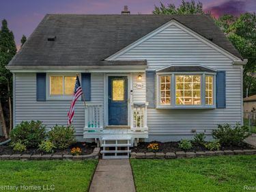 23504 Beverly Street , St Clair Shores, Mi 48082