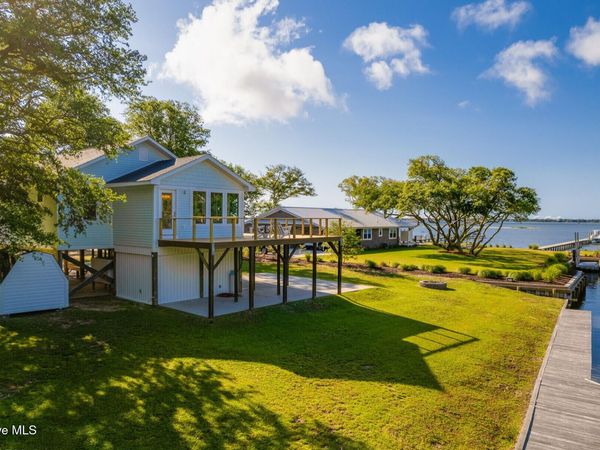 210 Upchurch Drive, Newport, NC 28570