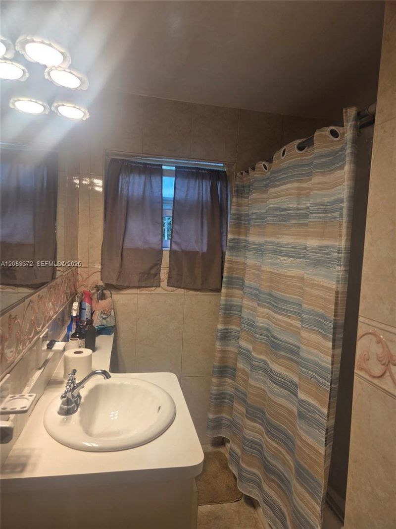 2940 NW 163rd St , Miami Gardens, FL 33054 Photo