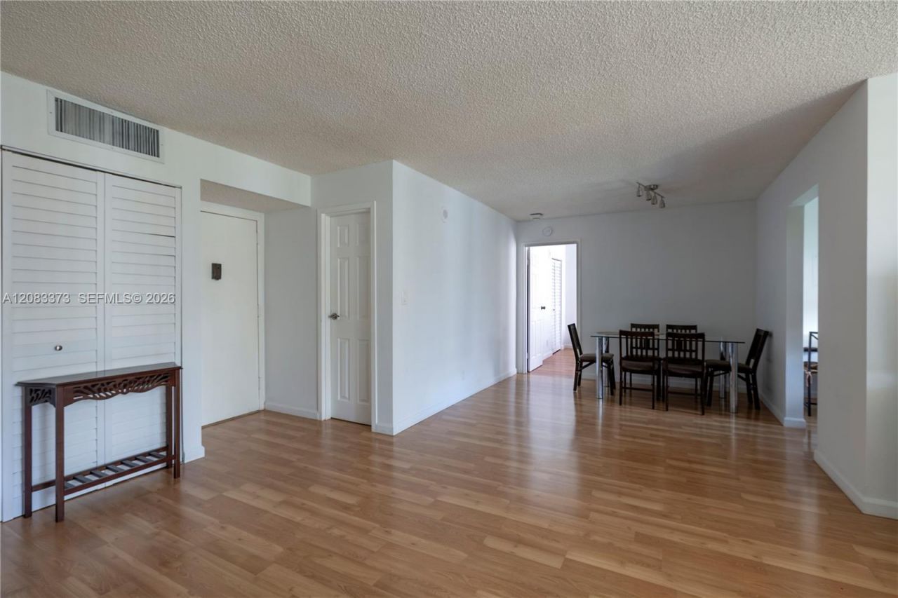 17011 N Bay Rd, Unit 716, Sunny Isles Beach, FL 33160 Photo