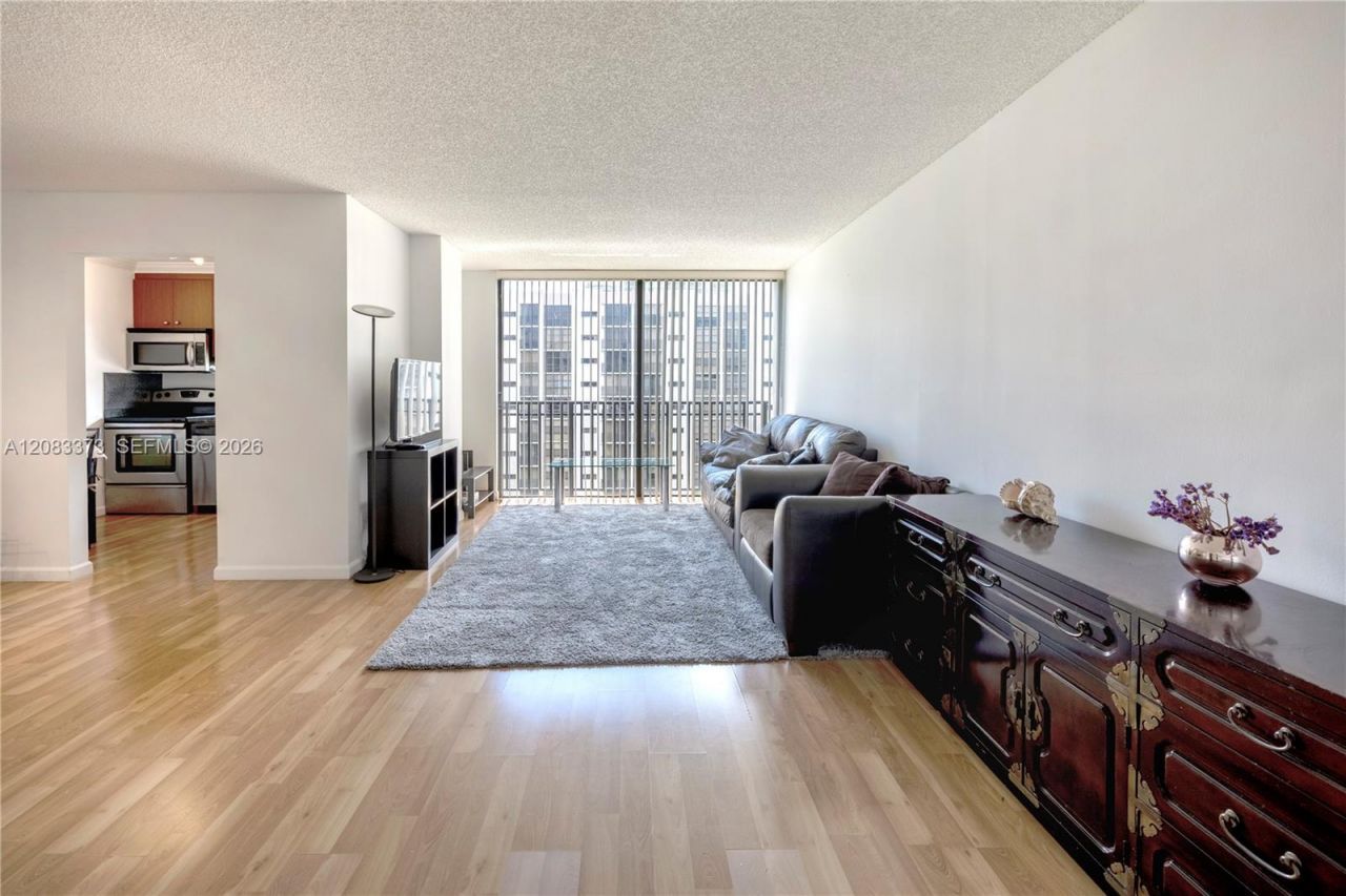 17011 N Bay Rd, Unit 716, Sunny Isles Beach, FL 33160 Photo