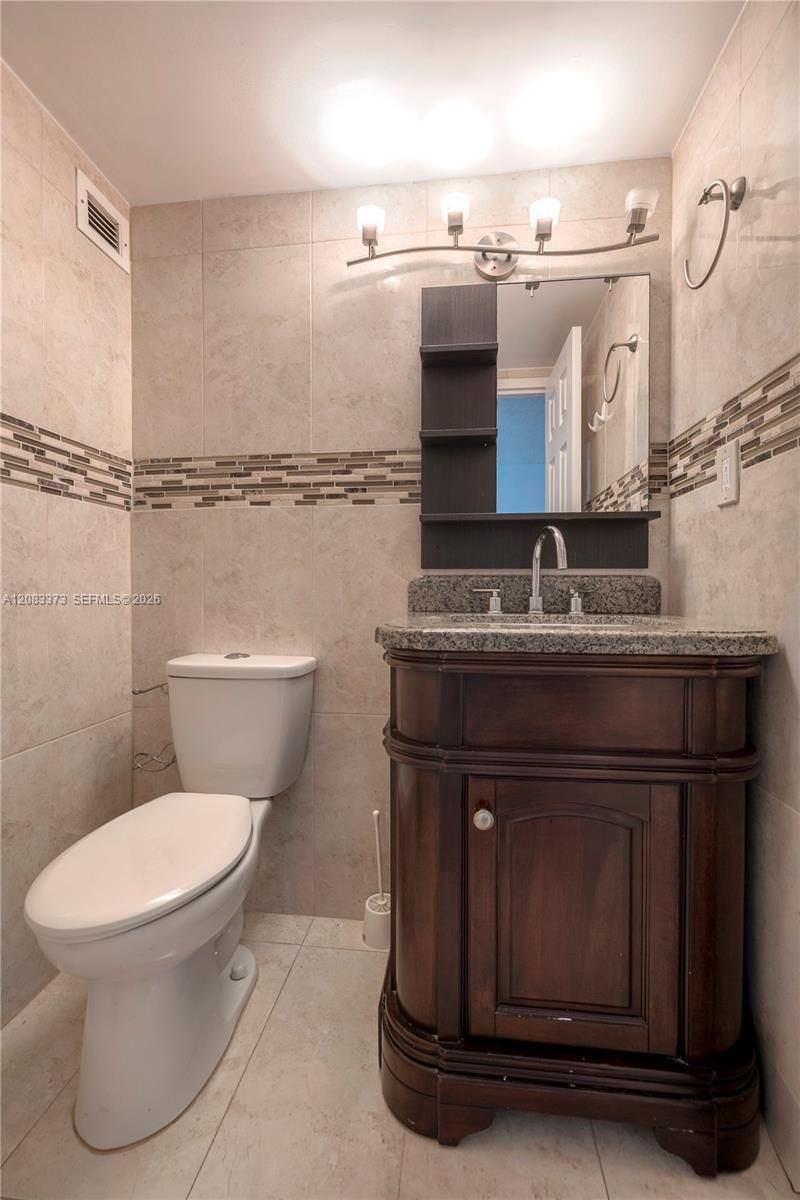 17011 N Bay Rd, Unit 716, Sunny Isles Beach, FL 33160 Photo