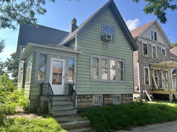2565 N 10th St, Milwaukee, WI 53206