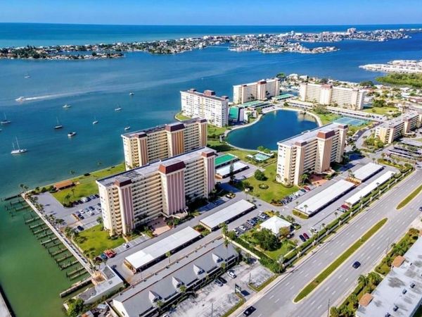 4650 COVE CIRCLE , Unit 409, ST PETERSBURG, FL 33708