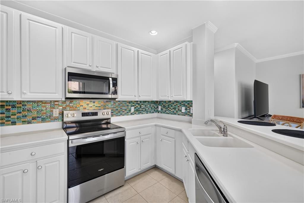1379 Artesia Dr E, Unit 601, Naples, FL 34113 Photo