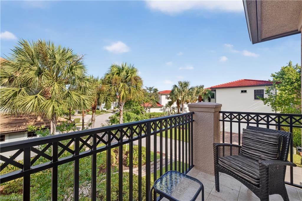 1379 Artesia Dr E, Unit 601, Naples, FL 34113 Photo