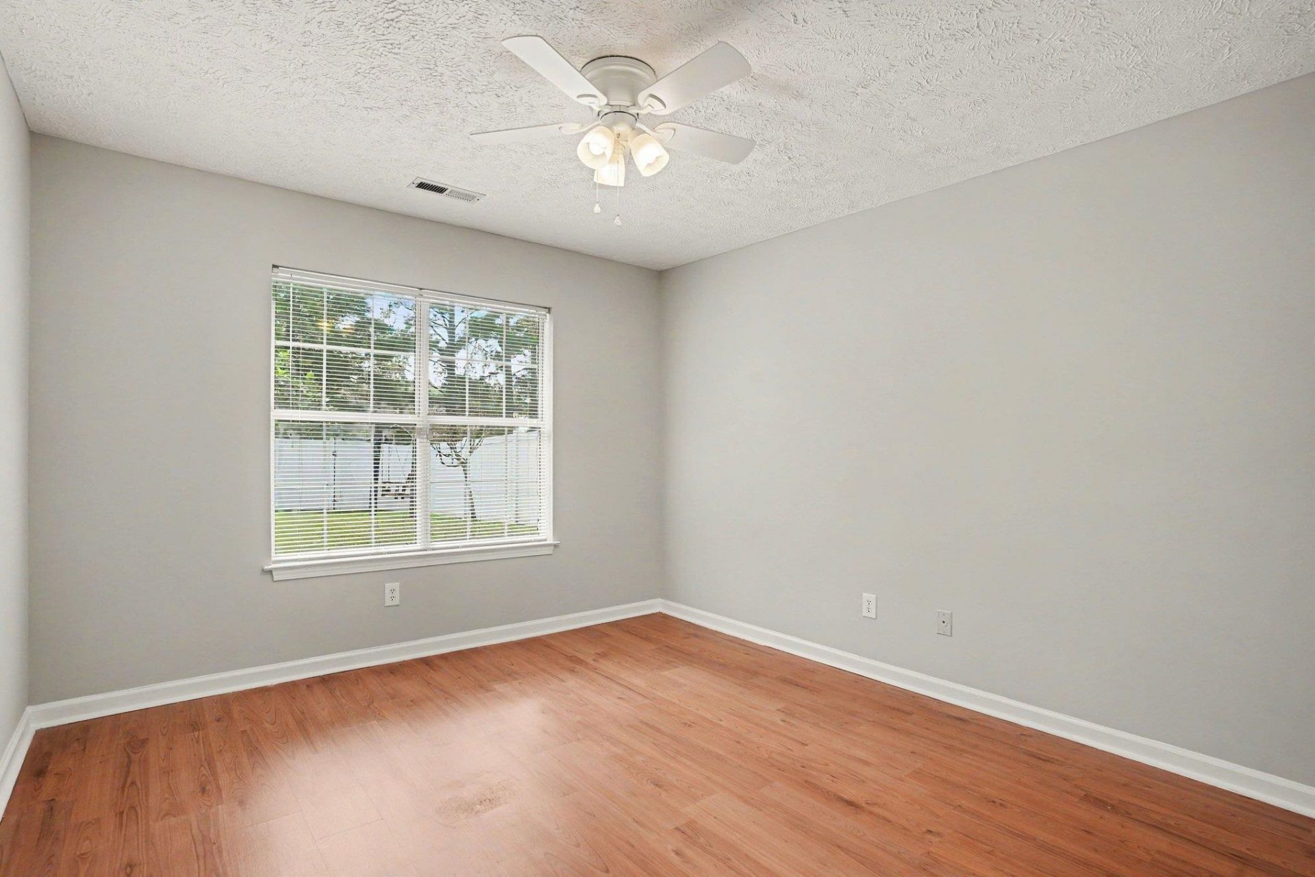 330 Pilothouse Dr. Photo 27