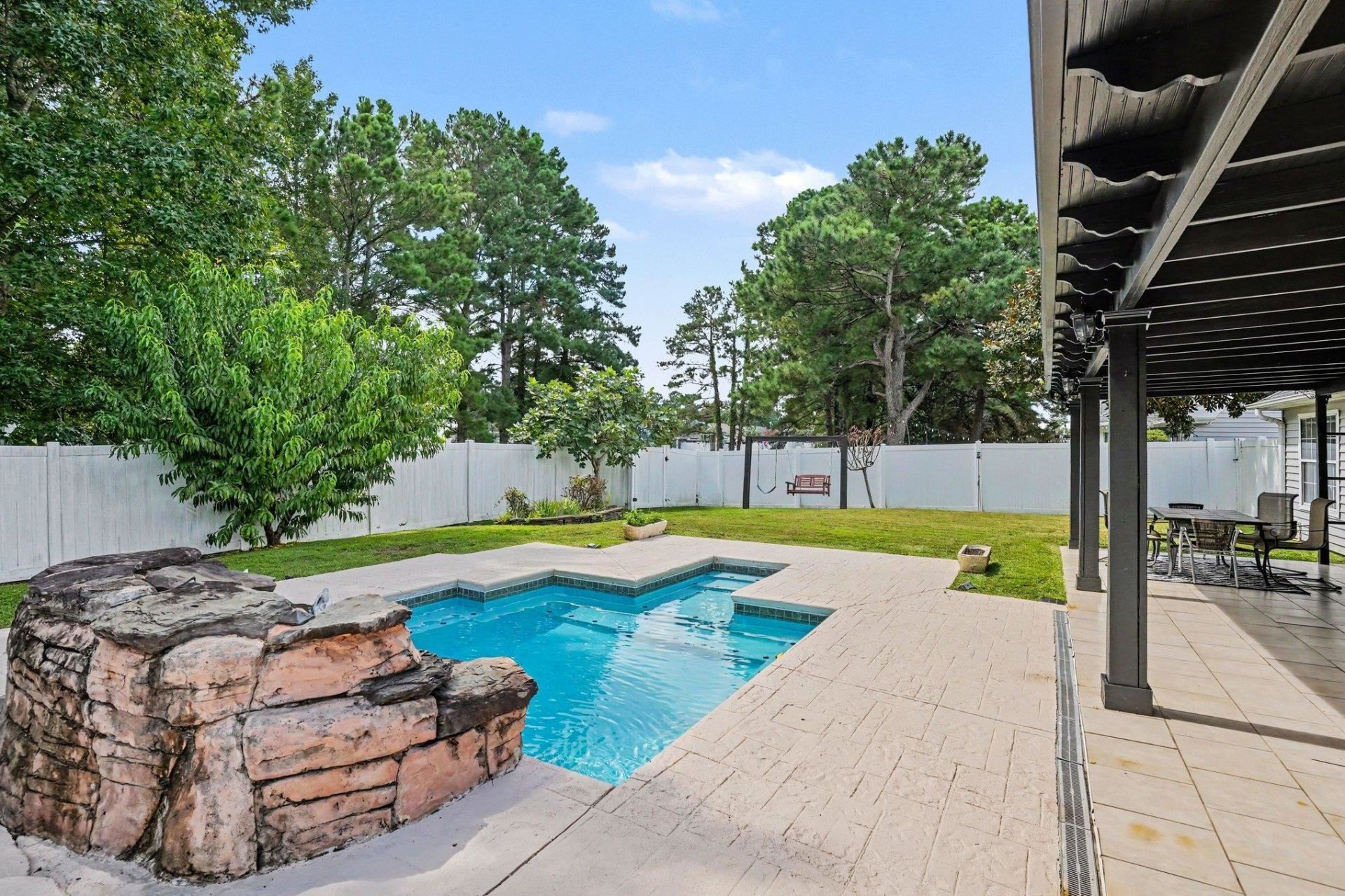 330 Pilothouse Dr. Photo 37