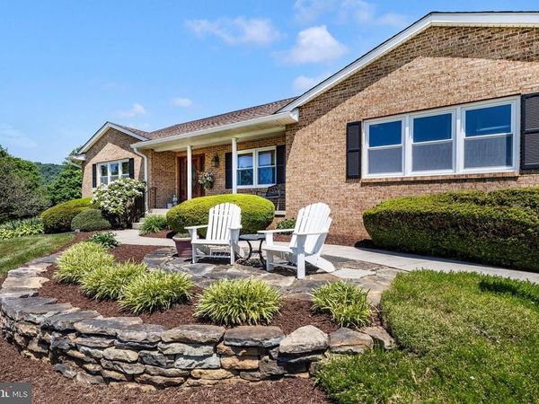 530 E MOUNTAIN ROAD, KNOXVILLE, MD 21758