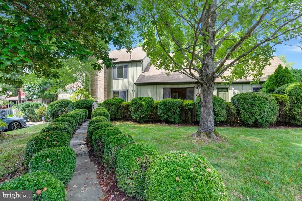 1412 Green Run Lane, Reston, VA 20190 Main Photo