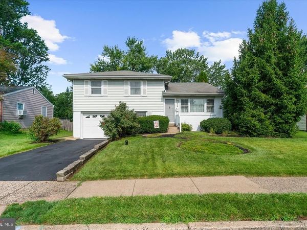 536 POPLAR STREET, LANSDALE, PA 19446