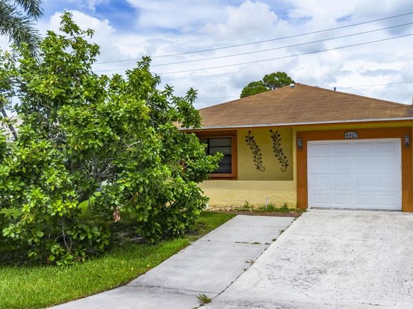 4917 LUQUI Court, West Palm Beach, FL 33415