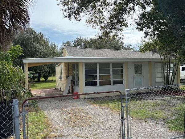 1702 S 31ST Street, Fort Pierce, FL 34947