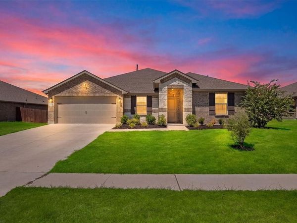 1321 Elmwood Drive, Cedar Hill, TX 75104