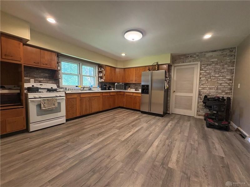 416 E Spring Street, Eaton, OH 45320 Photo 4