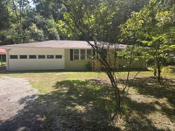 6061 US Highway 70 E, Mc Ewen, TN 37101