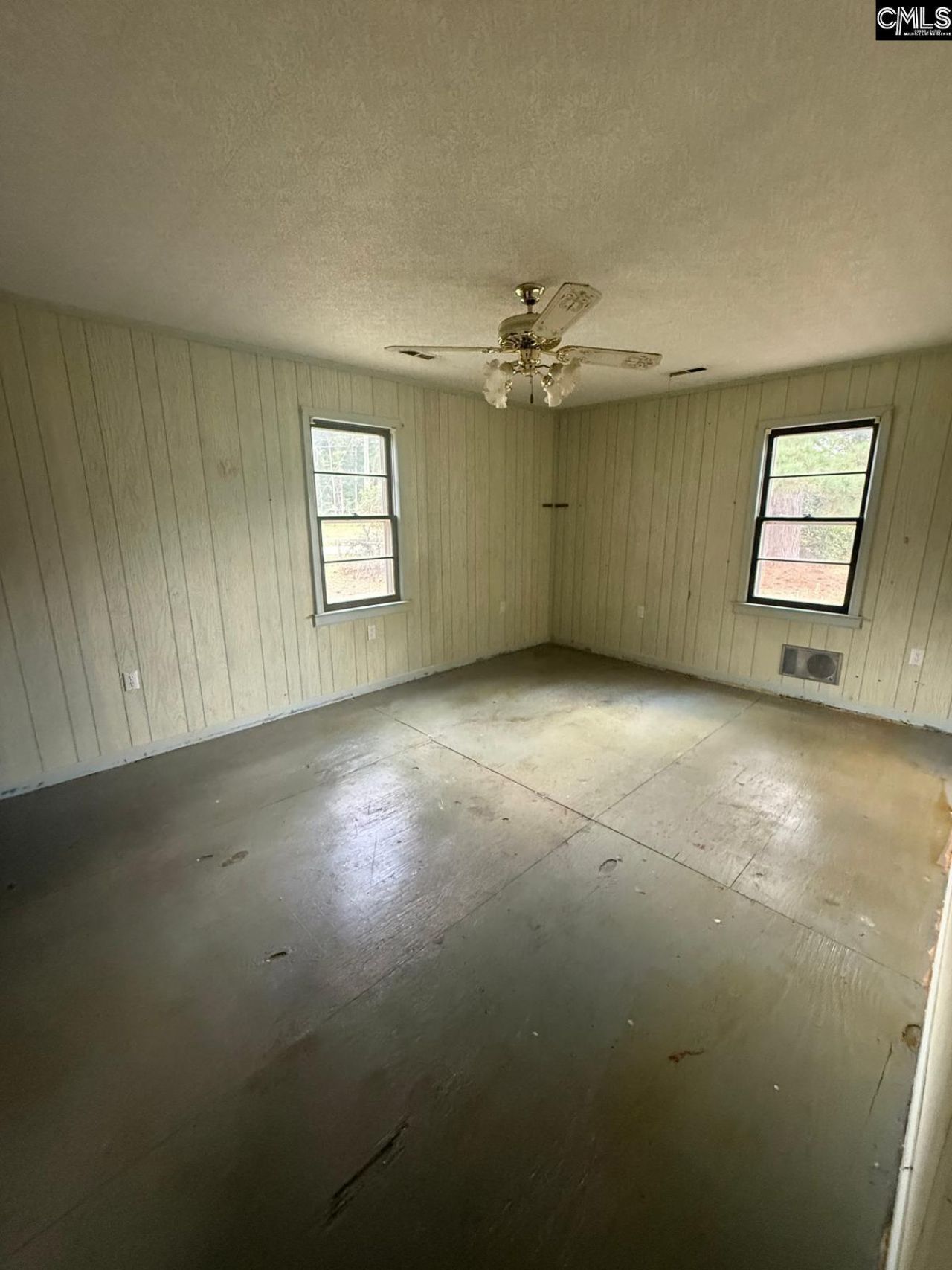967 Boulevard Road  Photo 14