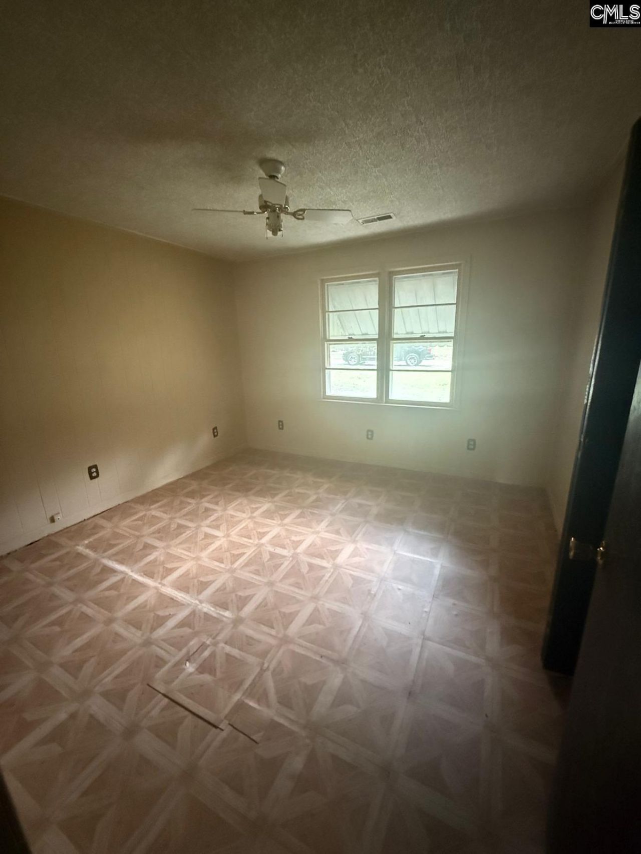 967 Boulevard Road  Photo 15