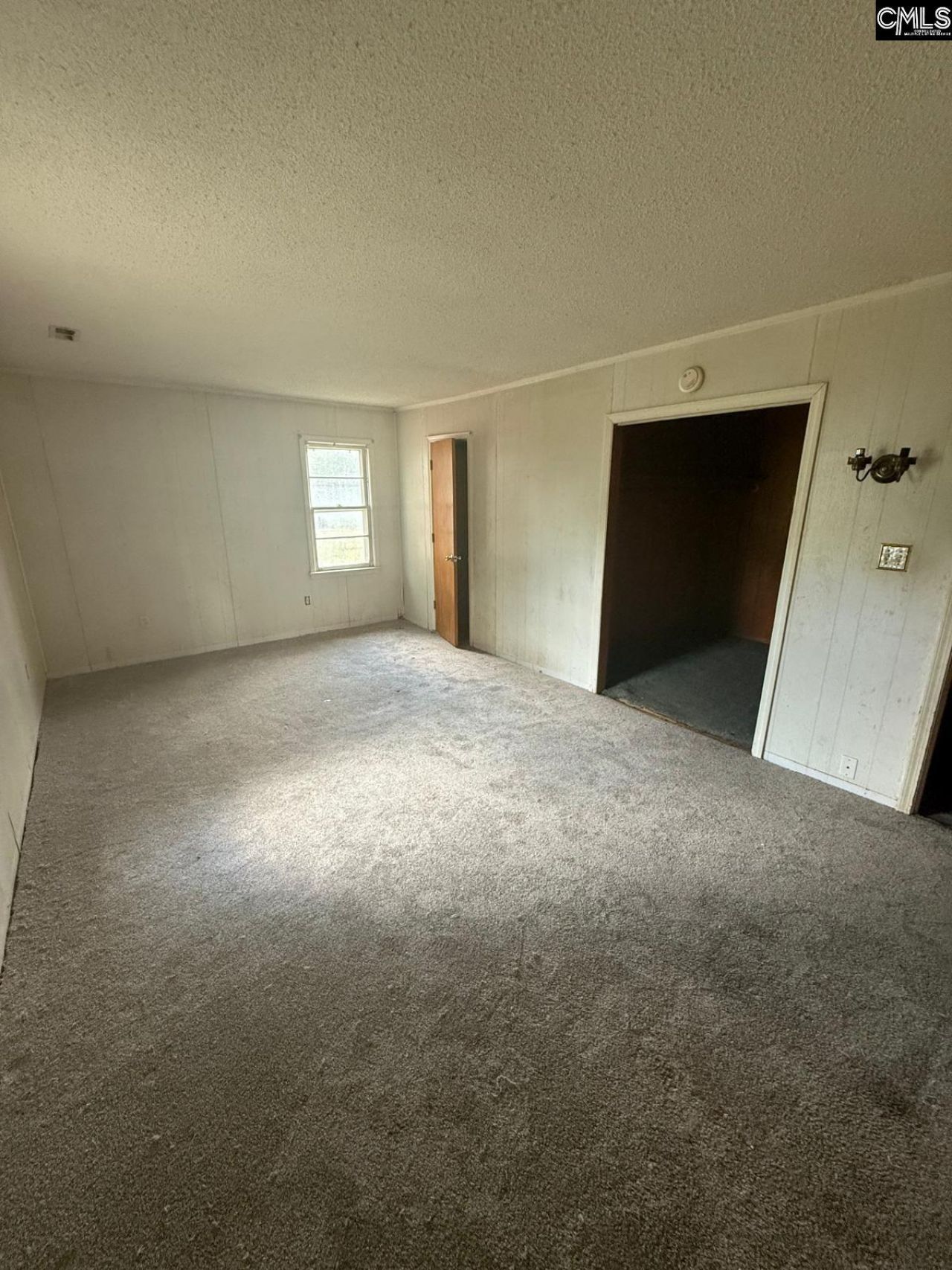 967 Boulevard Road  Photo 8
