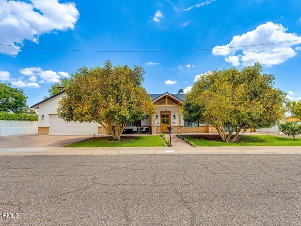 4725 N 33RD Street, Phoenix, AZ 85018