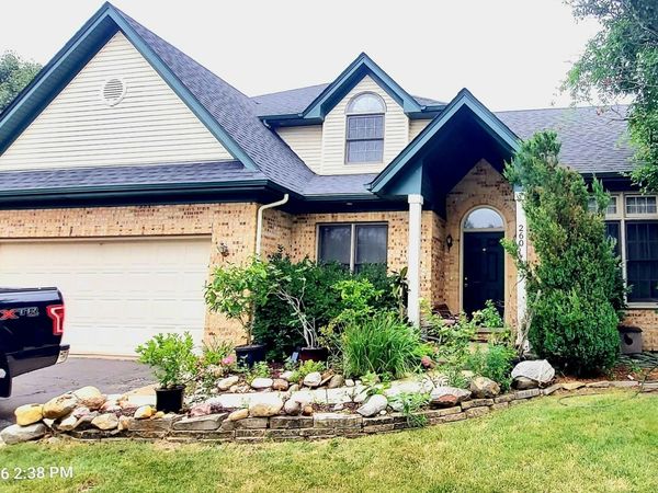 260 Tecumseh Drive, Bolingbrook, IL 60490